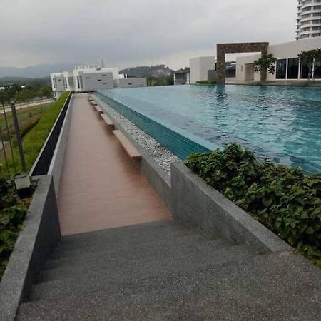 Ss Condostay Residensi Lili, Nilai Nearby Klia, Usim - Infinity Pool, Wifi, Smart Tv Luaran gambar