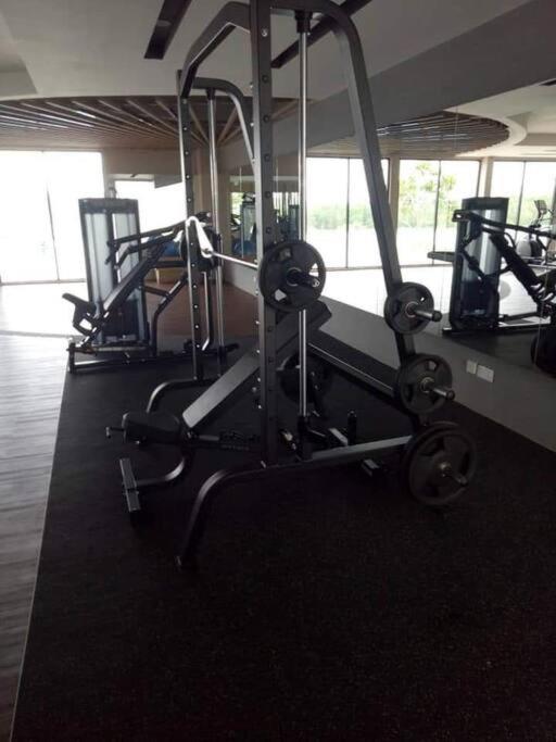 Ss Condostay Residensi Lili, Nilai Nearby Klia, Usim - Infinity Pool, Wifi, Smart Tv Luaran gambar